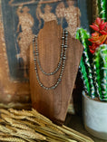 Load image into Gallery viewer, Lacie Navajo Pearl Style 20” Necklace
