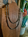Load image into Gallery viewer, Lacie Navajo Pearl Style 18” Necklace
